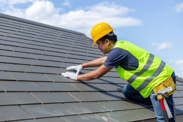 Best Flat Roof Repair Services  in Tulare, CA